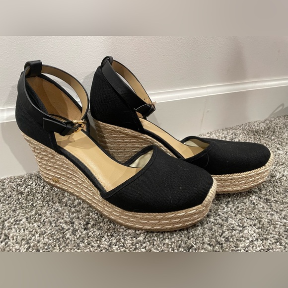 Michael Kors Kendrick wedge heels, size 9.5 - Picture 2 of 13